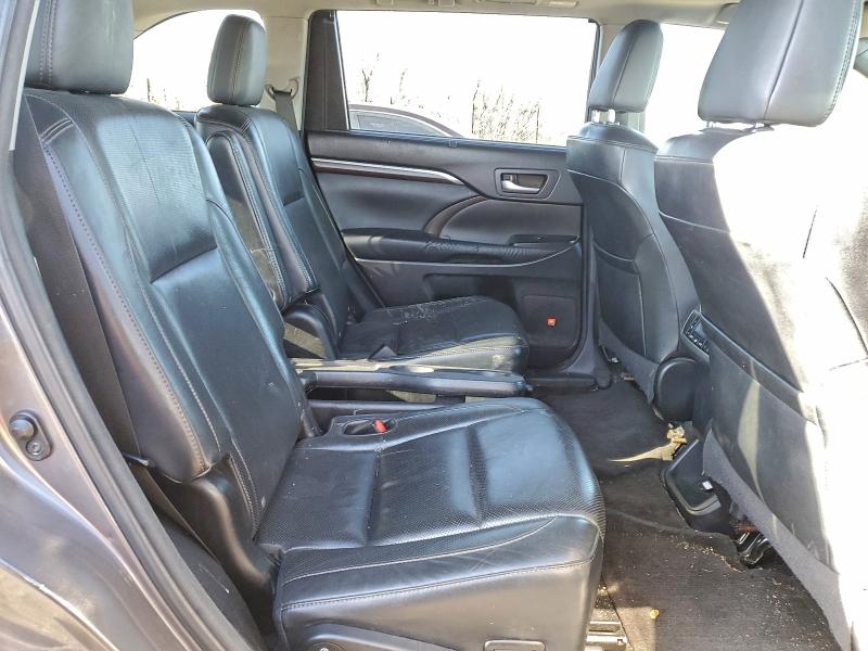 Photo 10 from auction – 2015 TOYOTA HIGHLANDER with VIN 5TDDKRFH5FS150964
