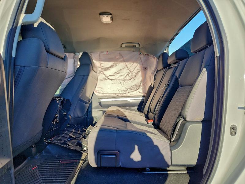 Photo 10 from auction – 2016 TOYOTA TUNDRA CRE with VIN 5TFEW5F15GX198271