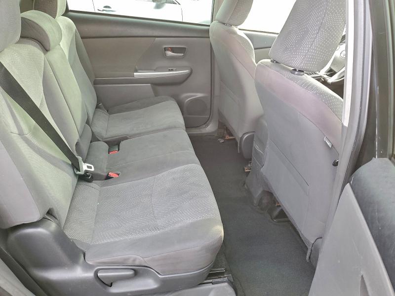 Photo 11 from auction – 2014 TOYOTA PRIUS V with VIN JTDZN3EUXE3303833