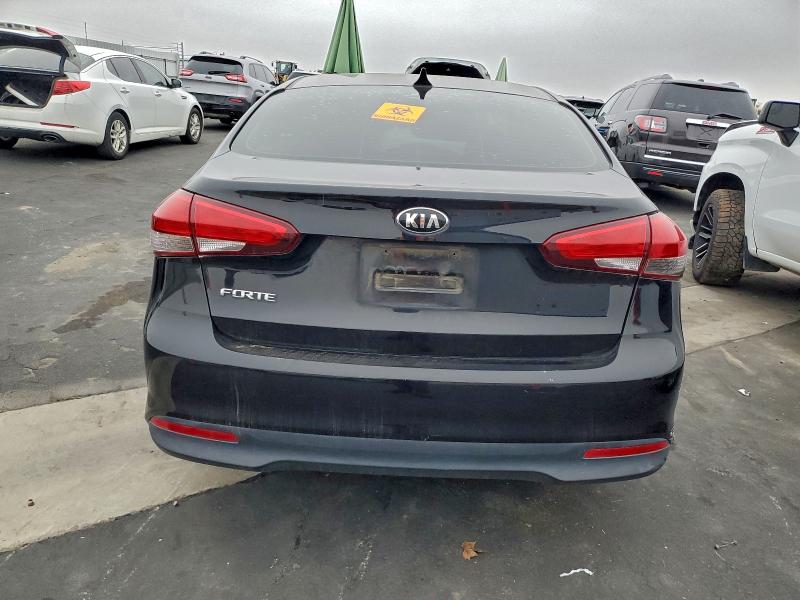 Photo 6 from auction – 2018 KIA FORTE LX with VIN 3KPFK4A72JE235239