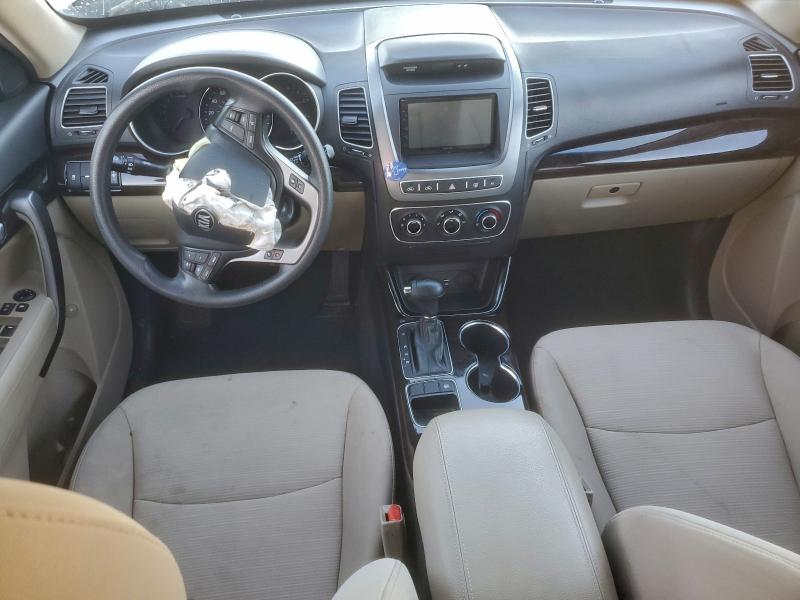 Photo 8 from auction – 2015 KIA SORENTO with VIN 5XYKT3A67FG614955