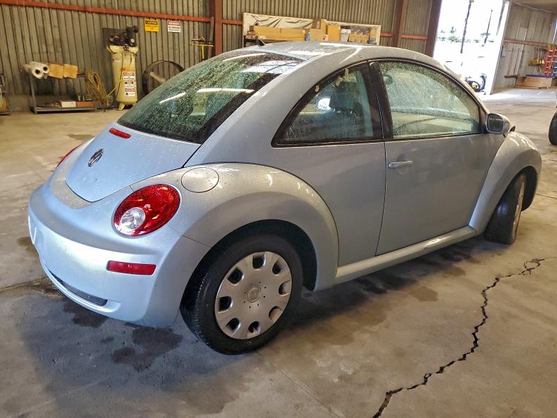 Photo 3 from auction – 2010 VOLKSWAGEN NEW BEETLE with VIN 3VWPG3AG1AM014959