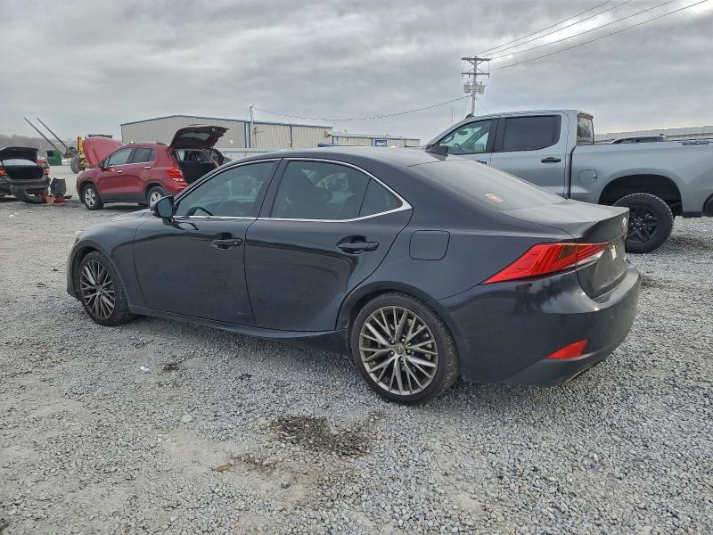 Photo 2 from auction – 2017 LEXUS IS 200T with VIN JTHBA1D24H5052073