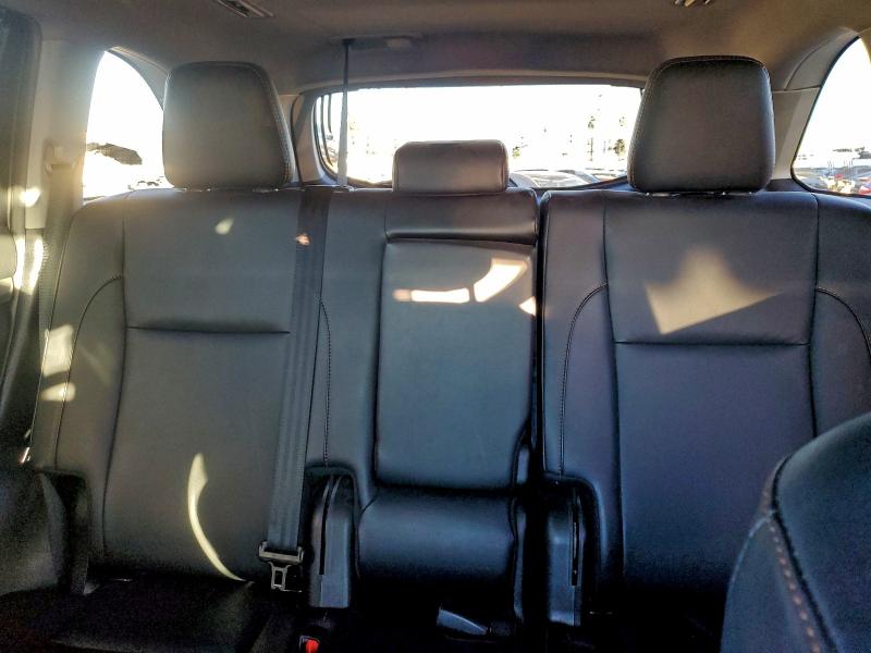 Photo 10 from auction – 2019 TOYOTA HIGHLANDER with VIN 5TDJZRFH8KS718696