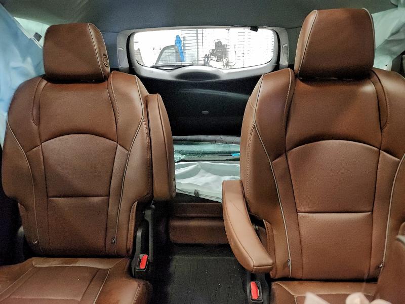 Photo 10 from auction – 2018 BUICK ENCLAVE AV with VIN 5GAEVCKW6JJ231685