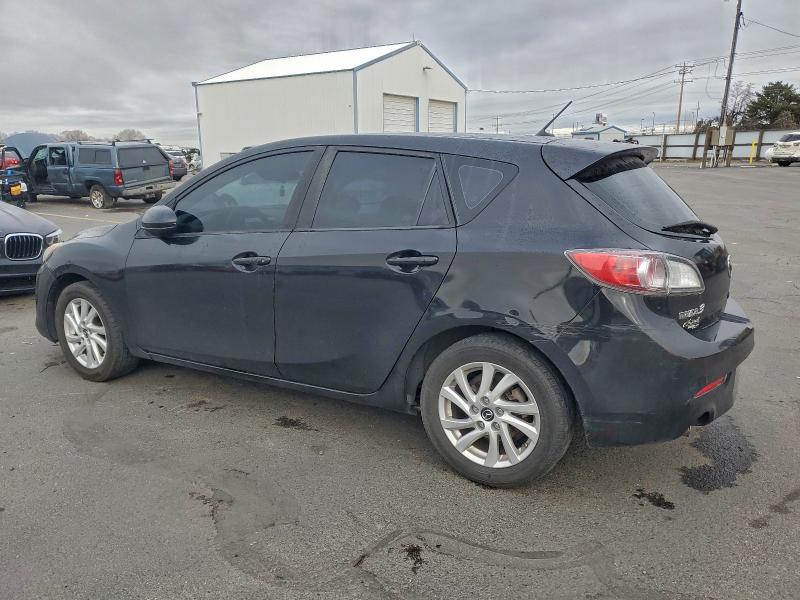 Photo 2 from auction – 2013 MAZDA 3 I with VIN JM1BL1L70D1747578