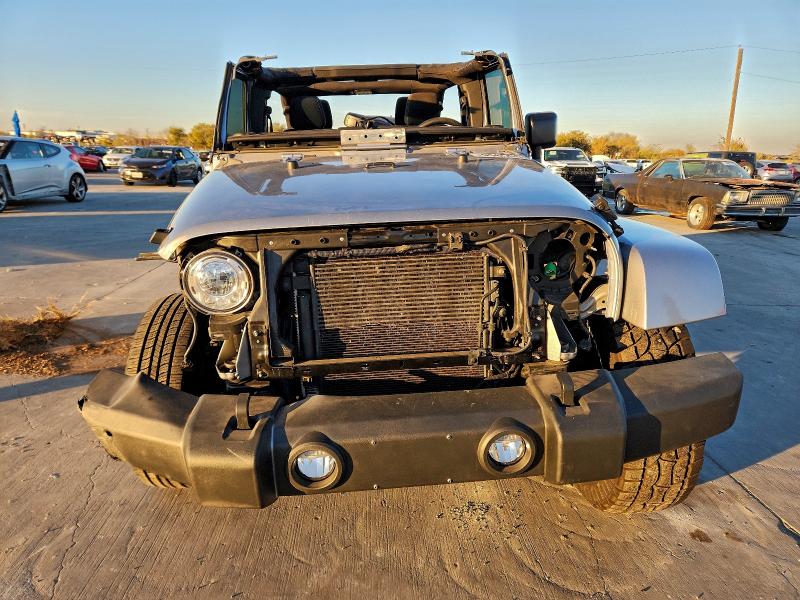 Photo 5 from auction – 2017 JEEP WRANGLER U with VIN 1C4BJWEG0HL723985