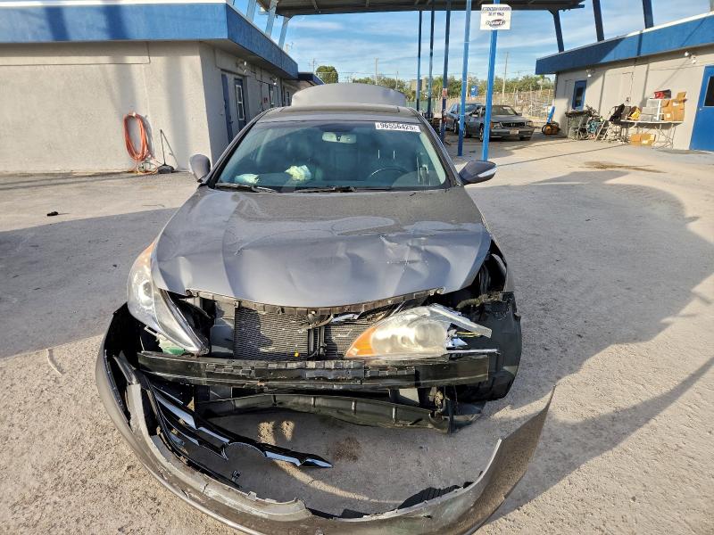 Photo 5 from auction – 2011 HYUNDAI SONATA SE with VIN 5NPEC4AC3BH058039