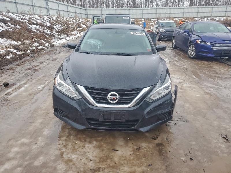 Photo 5 from auction – 2017 NISSAN ALTIMA 2.5 with VIN 1N4AL3AP3HN361803