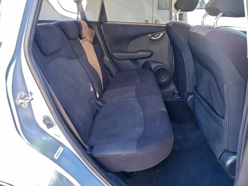 Photo 10 from auction – 2010 HONDA FIT with VIN JHMGE8H42AC027592
