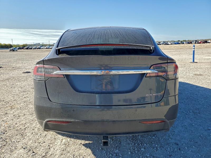 Photo 6 from auction – 2020 TESLA MODEL X with VIN 5YJXCBE41LF235574