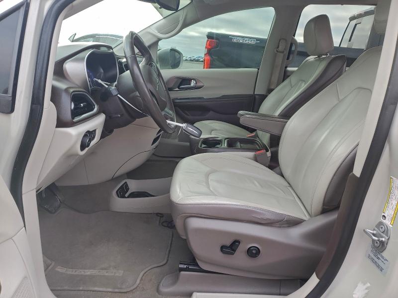 Photo 7 from auction – 2017 CHRYSLER PACIFICA T with VIN 2C4RC1BG1HR795169