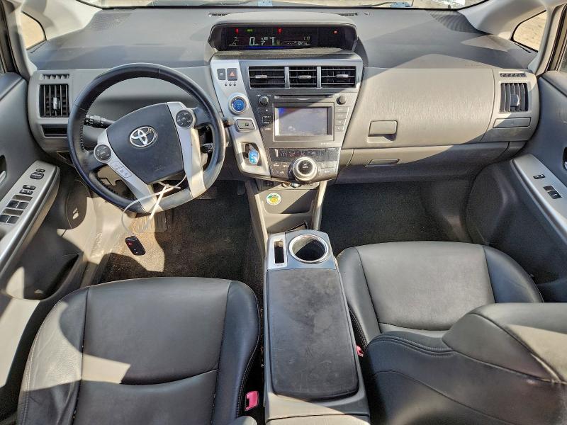 Photo 8 from auction – 2014 TOYOTA PRIUS V with VIN JTDZN3EU4E3327965