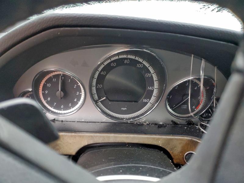 Photo 9 from auction – 2011 MERCEDES-BENZ E 350 BLUE with VIN WDDHF2EB2BA415587