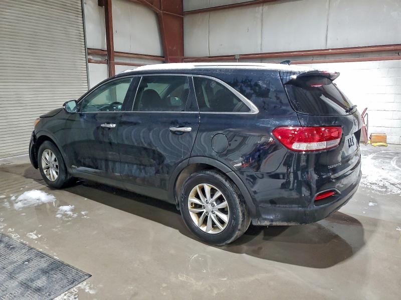 Photo 2 from auction – 2018 KIA SORENTO LX with VIN 5XYPGDA37JG413491