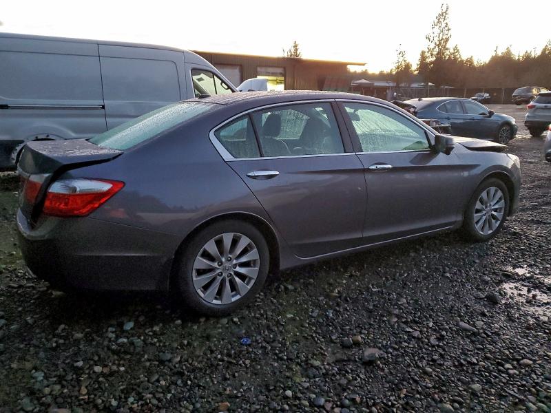 Photo 3 from auction – 2015 HONDA ACCORD EXL with VIN 1HGCR2F83FA171244