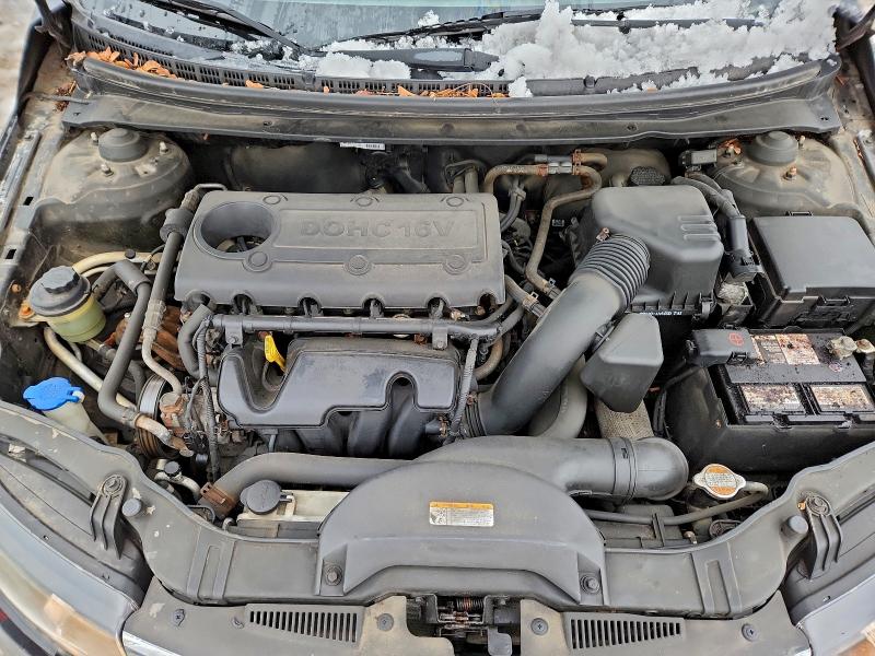 Photo 11 from auction – 2012 KIA FORTE LX with VIN KNAFT4A25C5619125