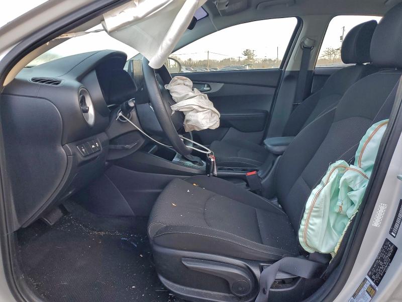Photo 7 from auction – 2021 KIA FORTE FE with VIN 3KPF24AD5ME266124