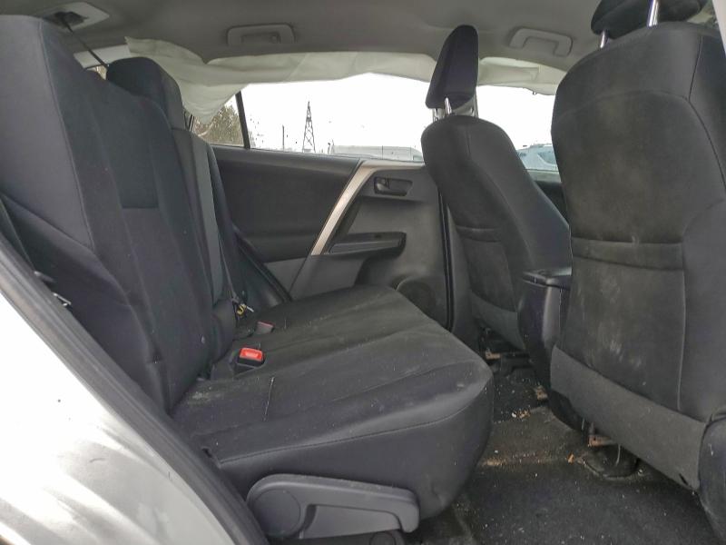 Photo 11 from auction – 2015 TOYOTA RAV4 LE with VIN 2T3ZFREV7FW179916