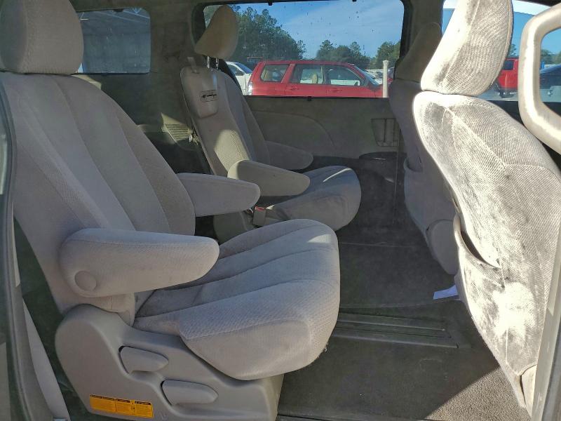 Photo 11 from auction – 2011 TOYOTA SIENNA LE with VIN 5TDKK3DC3BS016282
