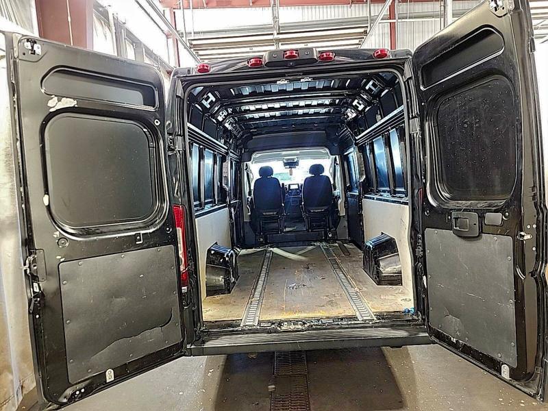 Фото 6 с аукциона – 2022 RAM PROMASTER с VIN 3C6MRVJG9NE120790
