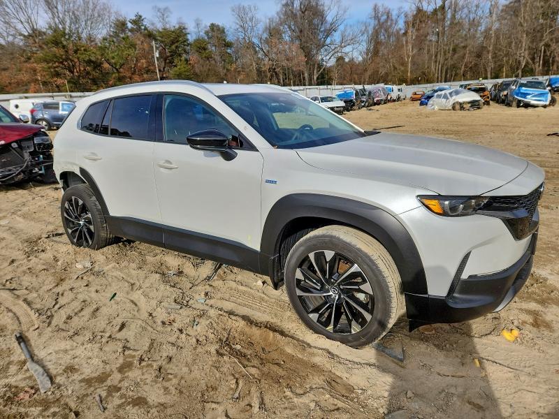 Photo 4 from auction – 2025 MAZDA CX-50 PREM with VIN 7MMVAAEW4SN102316