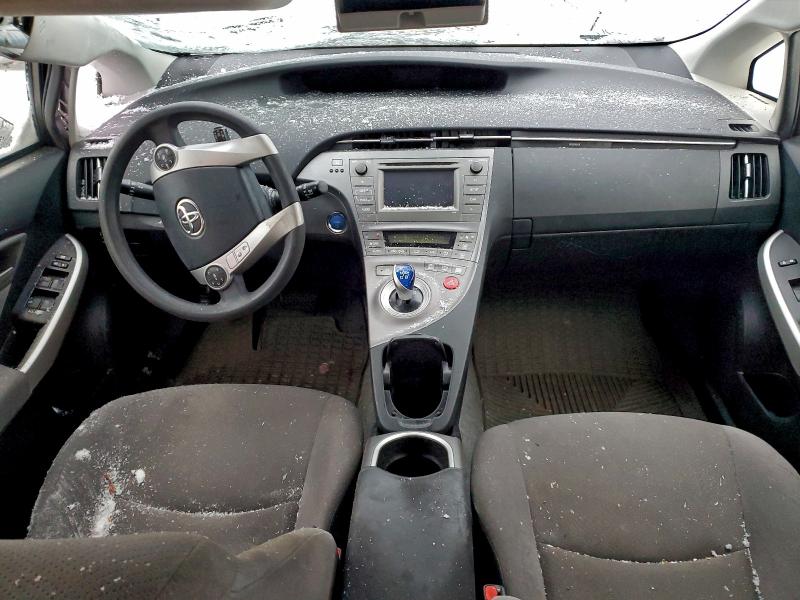 Photo 8 from auction – 2015 TOYOTA PRIUS with VIN JTDKN3DU1F0410355