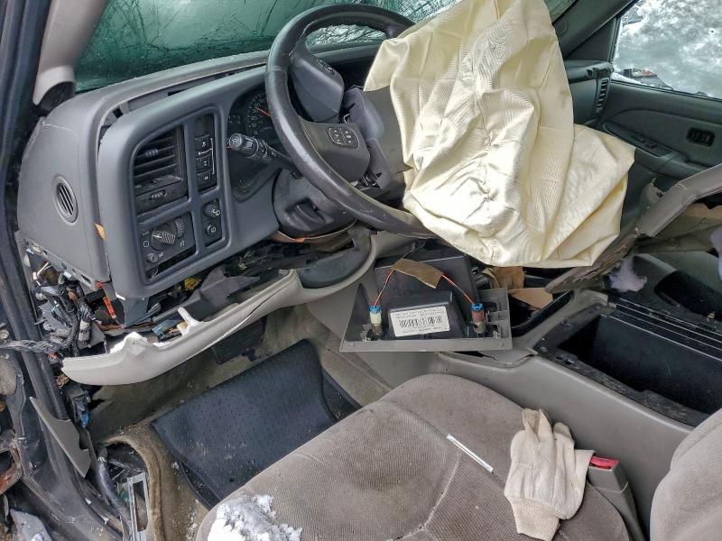 Photo 8 from auction – 2004 GMC YUKON with VIN 1GKEK13Z44R226791
