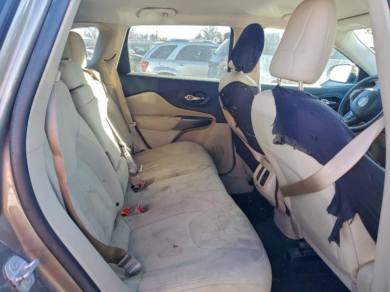 Photo 10 from auction – 2019 JEEP CHEROKEE L with VIN 1C4PJLCB6KD387594