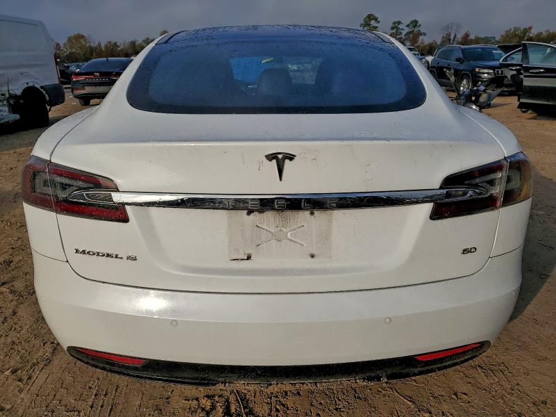 Photo 6 from auction – 2017 TESLA MODEL S with VIN 5YJSA1E11HF195505