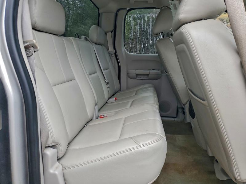 Photo 10 from auction – 2010 CHEVROLET SILVERADO with VIN 1GCSCTE08AZ250545
