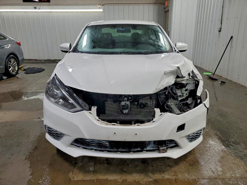 Photo 5 from auction – 2019 NISSAN SENTRA with VIN 3N1AB7AP0KY417892
