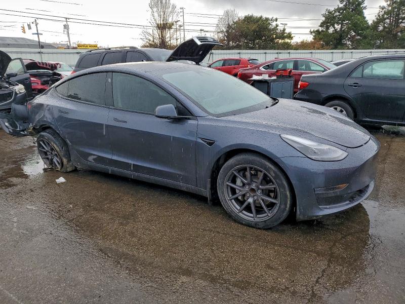 Photo 4 from auction – 2022 TESLA MODEL 3 with VIN 5YJ3E1EA8NF320665