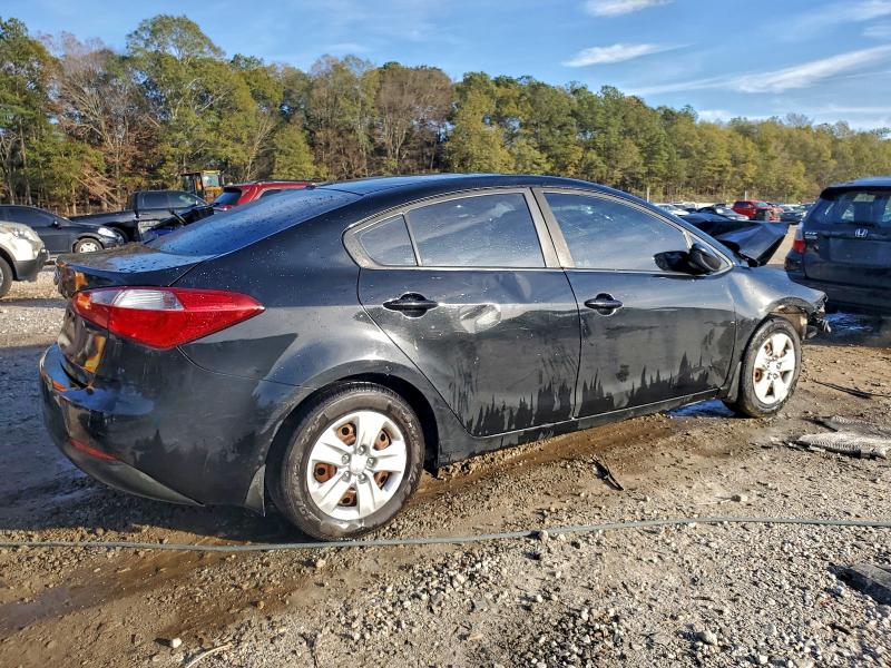 Photo 3 from auction – 2016 KIA FORTE LX with VIN KNAFK4A68G5609541