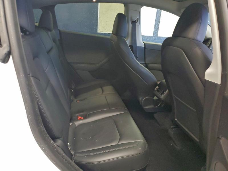 Photo 11 from auction – 2024 TESLA MODEL Y with VIN 7SAYGDEE1RA258116