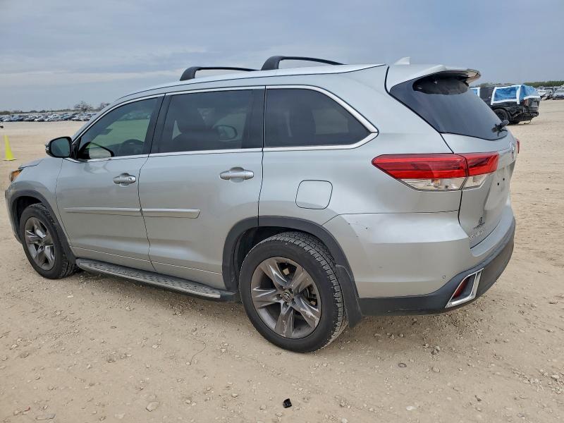 Photo 2 from auction – 2019 TOYOTA HIGHLANDER with VIN 5TDYZRFH1KS332152