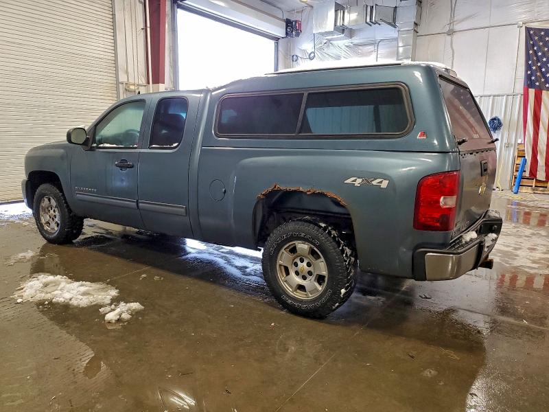 Photo 2 from auction – 2011 CHEVROLET SILVERADO with VIN 1GCRKSE37BZ439887