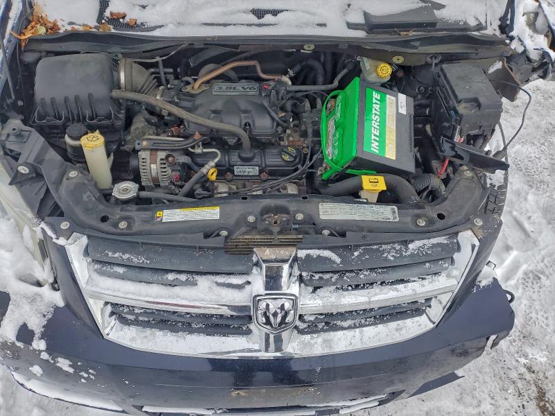 Фото 12 с аукциона – 2010 DODGE GRAND CARA с VIN 2D4RN5D12AR143731