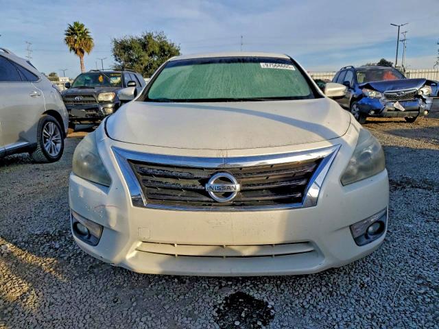 Photo 5 from auction – 2015 NISSAN ALTIMA 2.5 with VIN 1N4AL3AP7FC135174