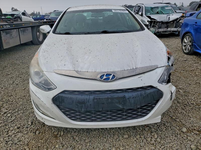 Photo 5 from auction – 2015 HYUNDAI SONATA HYB with VIN KMHEC4A40FA138366