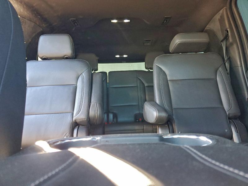 Photo 10 from auction – 2021 CHEVROLET SUBURBAN C with VIN 1GNSCCKT3MR427576