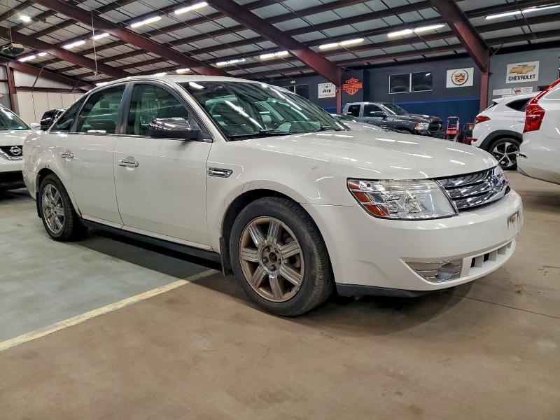 Photo 4 from auction – 2009 FORD TAURUS LIM with VIN 1FAHP25W49G111491
