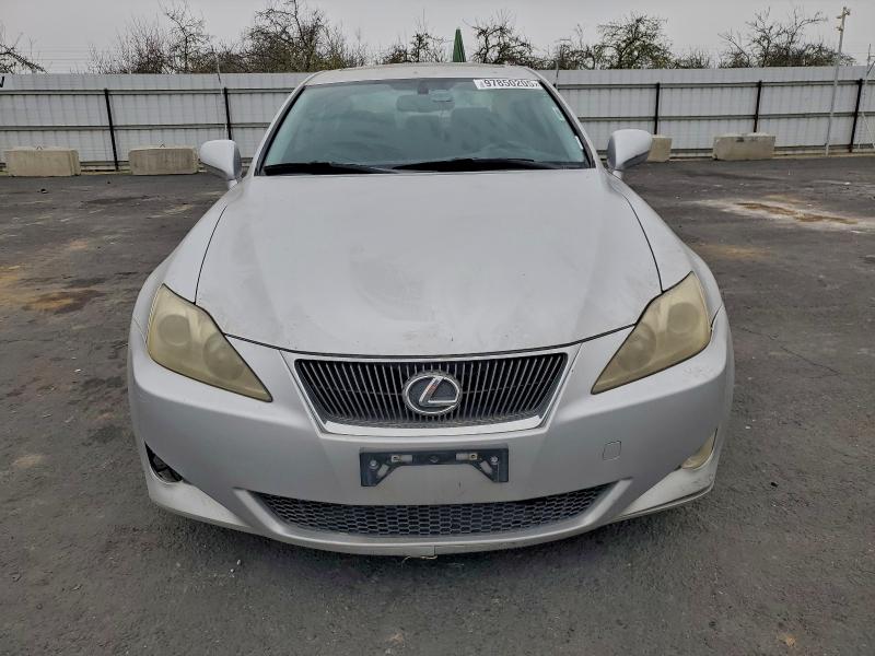 Photo 5 from auction – 2006 LEXUS IS 250 with VIN JTHBK262265019974