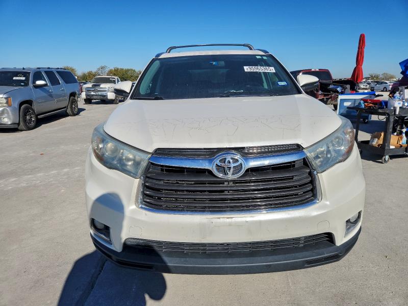 Photo 5 from auction – 2014 TOYOTA HIGHLANDER with VIN 5TDYKRFH3ES019712