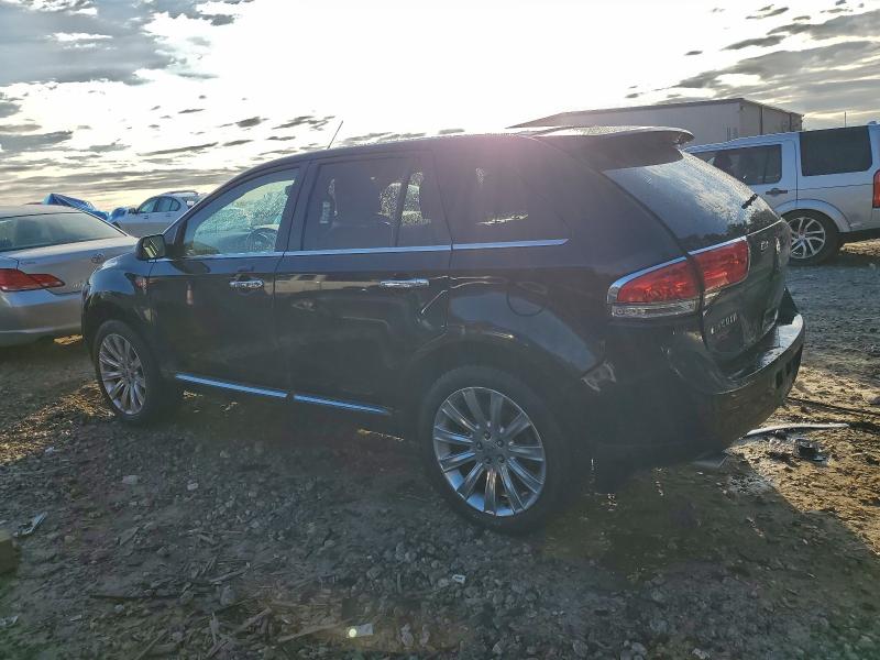 Photo 2 from auction – 2011 LINCOLN MKX with VIN 2LMDJ8JK6BBJ31755