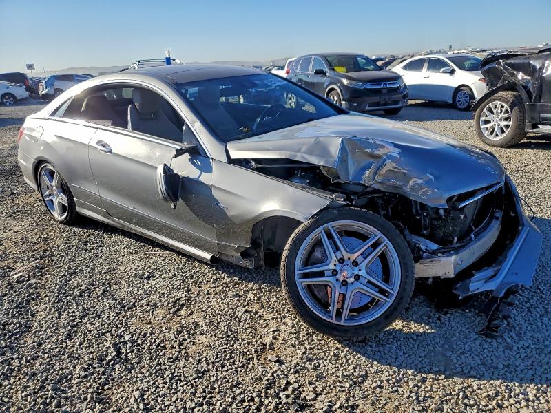 Photo 4 from auction – 2012 MERCEDES-BENZ E with VIN WDDKJ7DB6CF149434