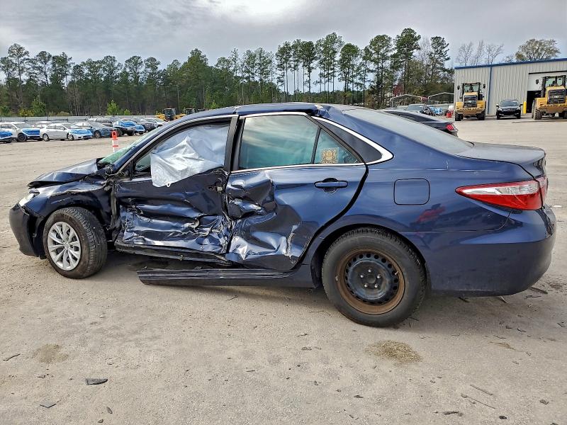 Photo 2 from auction – 2015 TOYOTA CAMRY LE with VIN 4T4BF1FK6FR494292