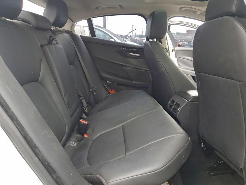 Photo 10 from auction – 2017 JAGUAR XE with VIN SAJAR4BG6HA978828
