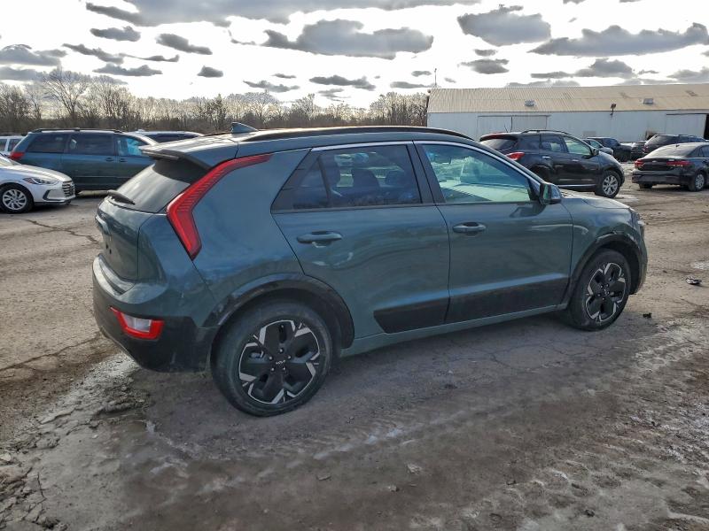 Photo 3 from auction – 2023 KIA NIRO with VIN KNDCR3L11P5050346