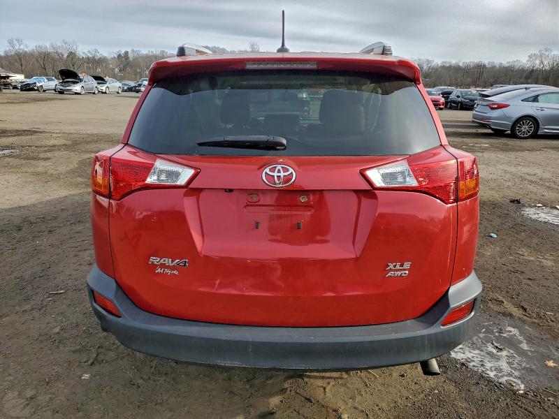 Photo 6 from auction – 2014 TOYOTA RAV4 XLE with VIN JTMRFREV1ED048332